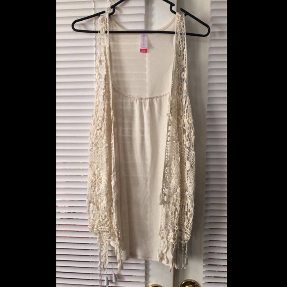 Xhilaration vest